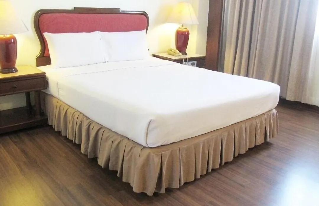 Lee Gardens Hotel-1